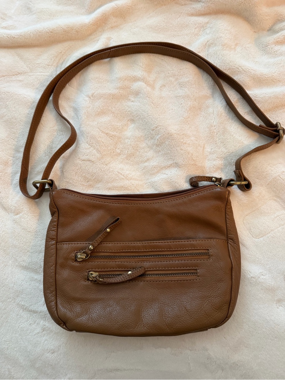 Everyday Tan Leather Crossbody Bag with Front Zip Pockets